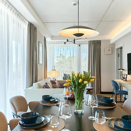 Golden Hour Apartments- Loft H 302 *