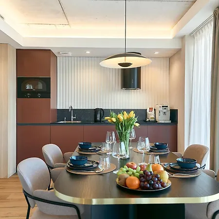 Golden Hour Apartments- Loft H 302